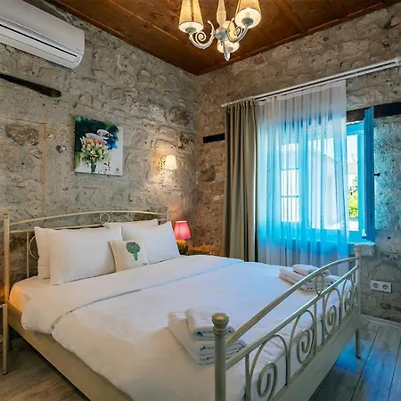 Cynara Alacati Oda ve Kahvaltı Çeşme
