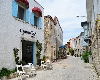 Oda ve Kahvaltı Cynara Alacati 2*