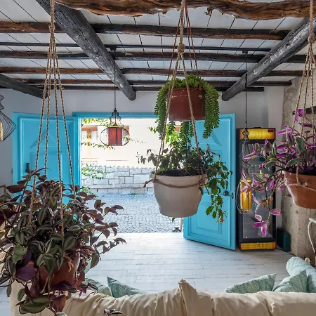 Cynara Alacati فندق مبيت وإفطار 2*